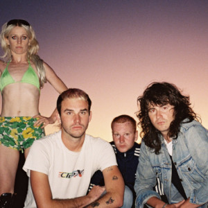 Amyl & The Sniffers - Comfort To Me (Deluxe)