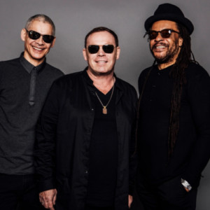UB40 - Labour Of Love (NAD24)