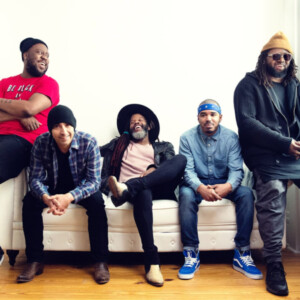 Robert Glasper Experiment - Black Radio (Deluxe Edition)