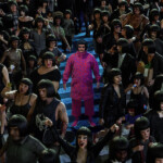 Oliver Tree - Alone In A Crowd