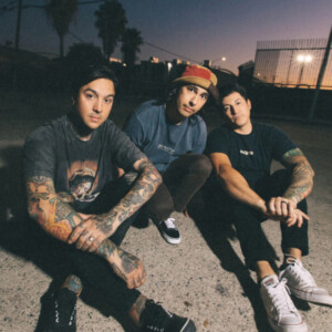 Pierce The Veil - Jaws of Life (Deluxe)