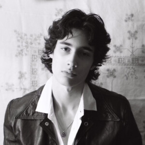 Sombr - I Barely Know Her